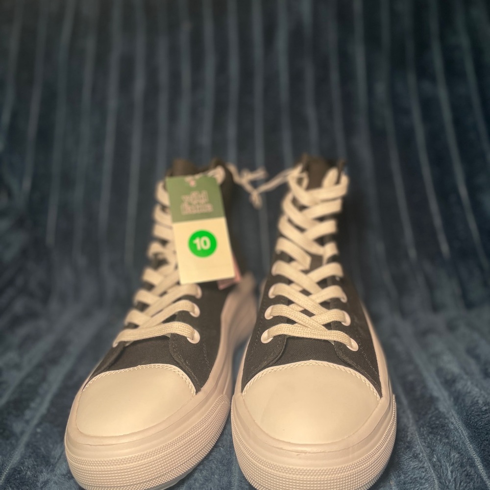 Wild Fable Black and White High-Top Sneakers